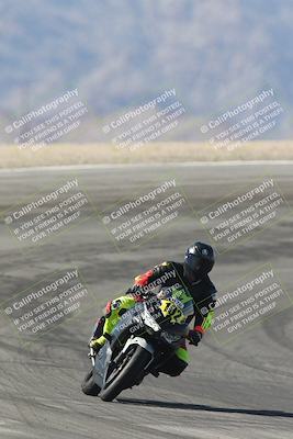 media/Oct-30-2025-Racers Edge (Thu) [[dabbdaf680]]/3-B Group/Session 2 (Bowl Exit)/